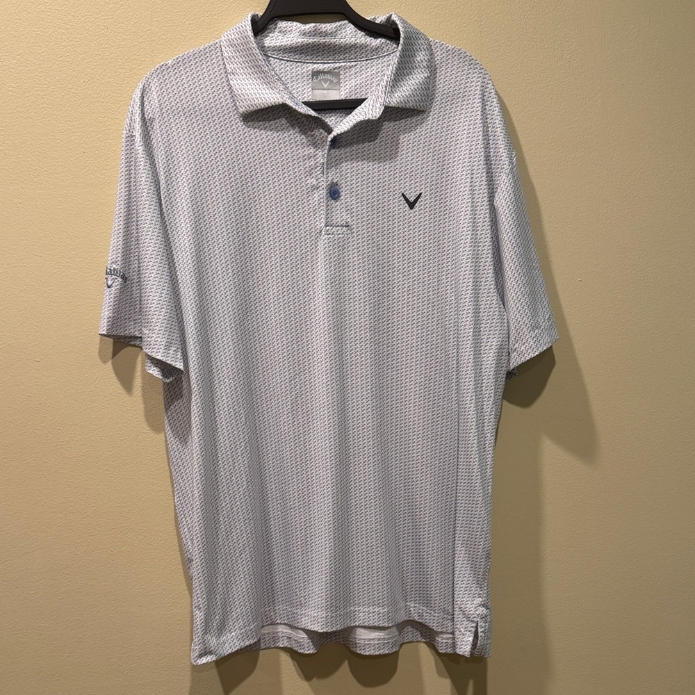 Callaway Men's Polo Shirt in White,Light Gray and Blue.